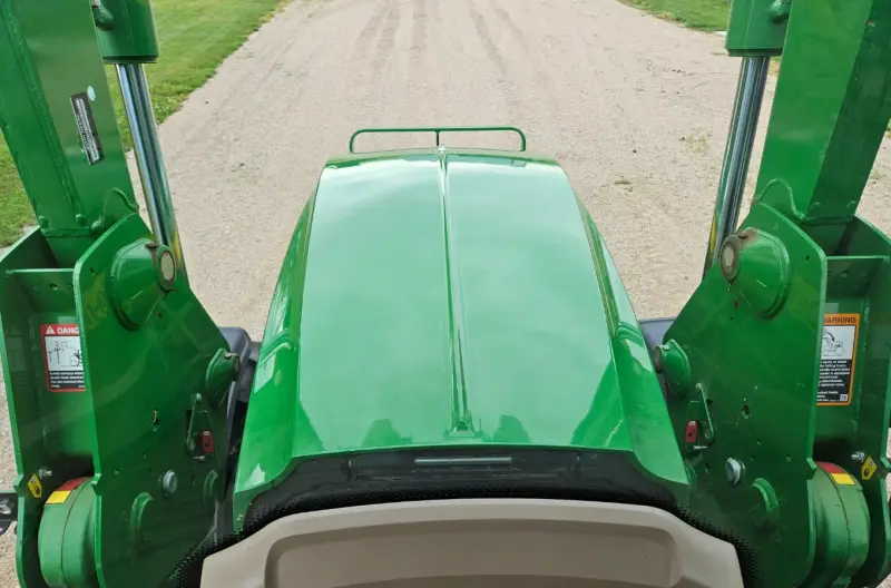2017 John Deere 6130M MFWD photo 36