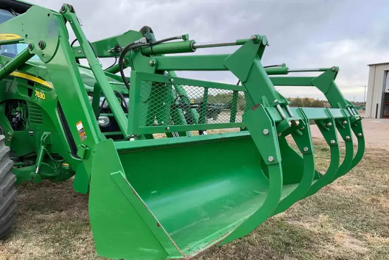 2009 John Deere 7630 MFWD photo 13