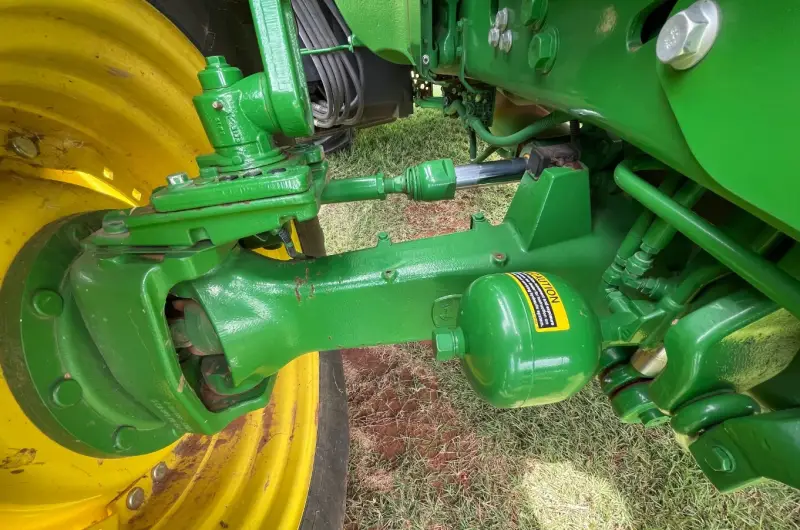 2015 John Deere 6155R MFWD photo 29