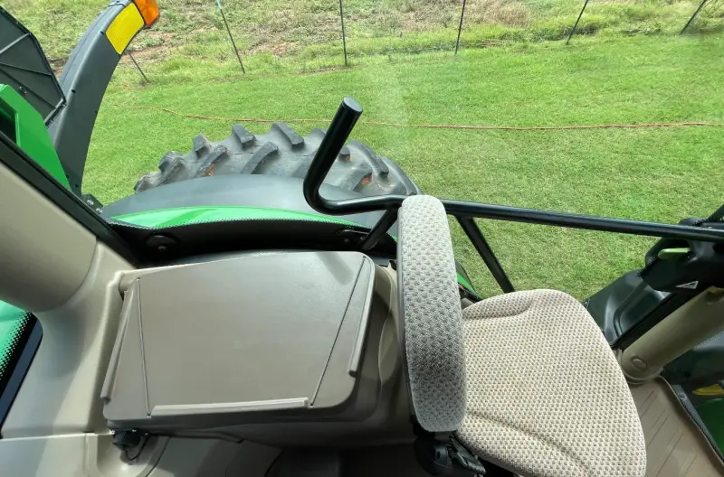 2015 John Deere 6155R MFWD photo 51