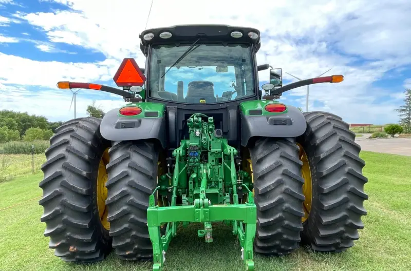 2015 John Deere 6155R MFWD photo 6