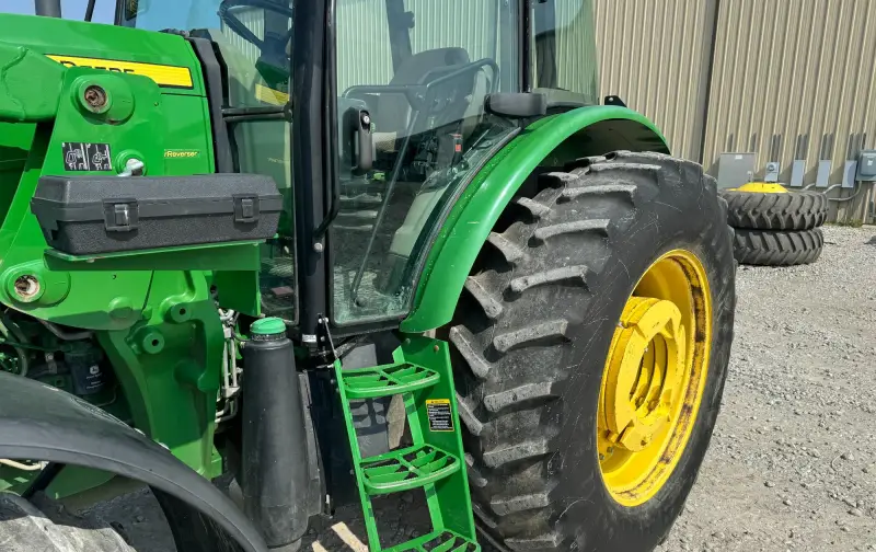 2014 John Deere 6140D MFWD Tractor W/Loader photo 21