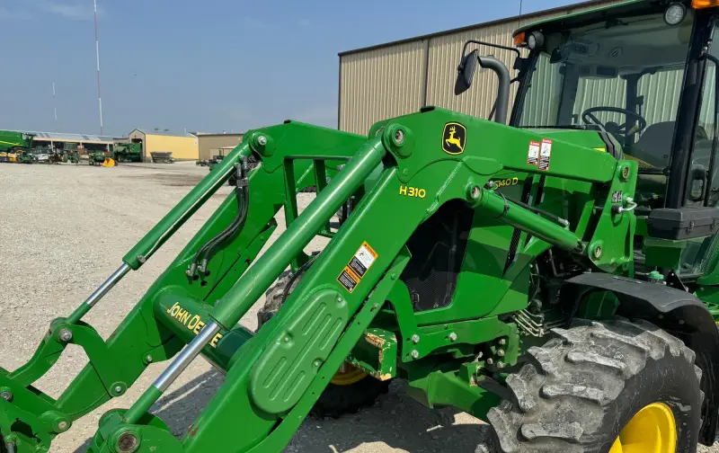 2014 John Deere 6140D MFWD Tractor W/Loader photo 25
