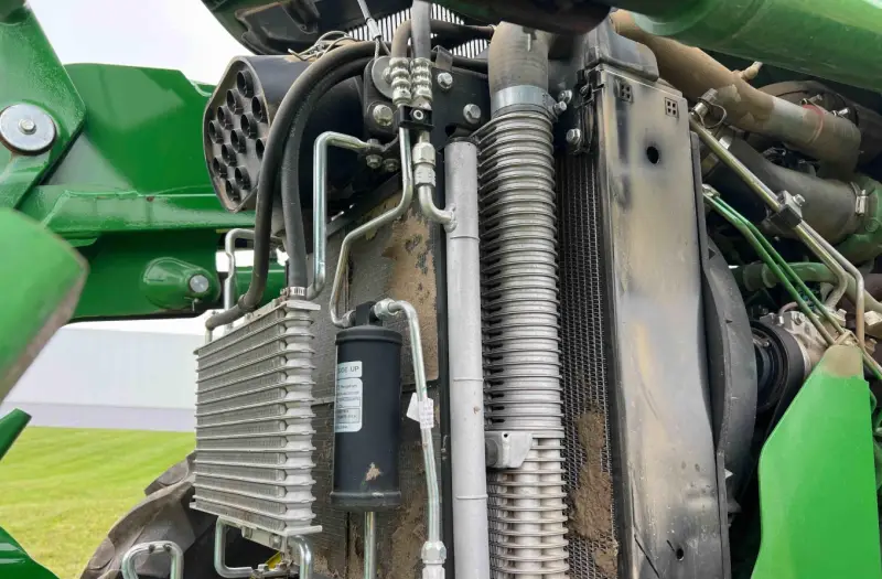 2020 John Deere 5125R MFWD photo 42