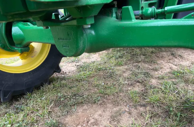 2020 John Deere 5125R MFWD photo 37