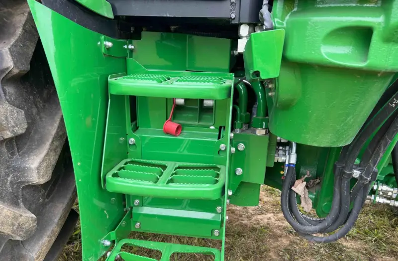 2020 John Deere 5125R MFWD photo 20
