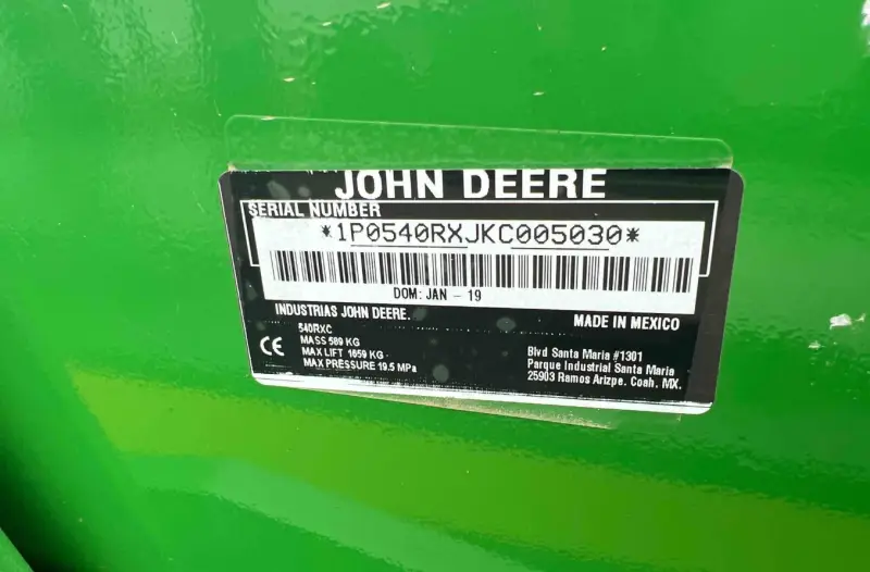2020 John Deere 5125R MFWD photo 11
