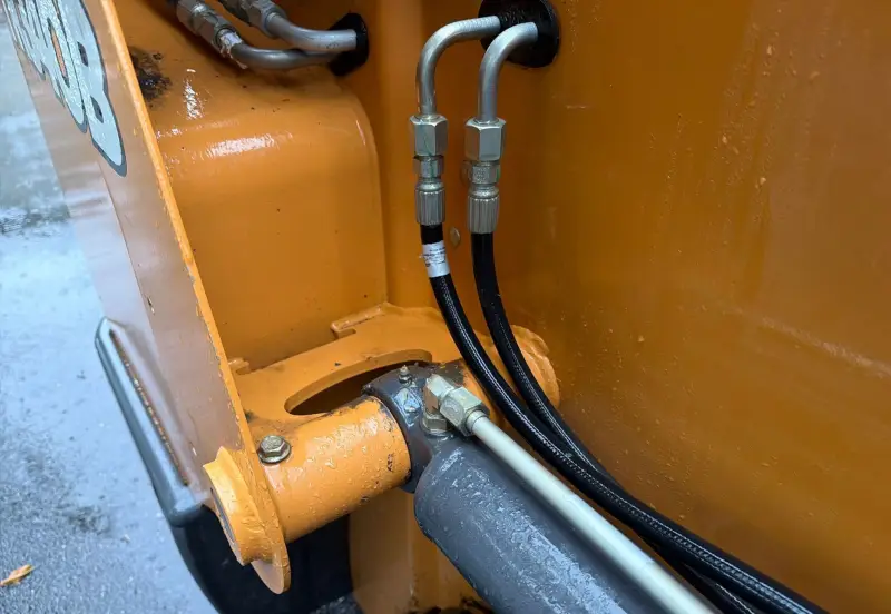 2020 Case TR340B photo 16