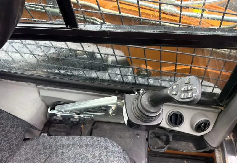 2020 Case TR340B photo 31