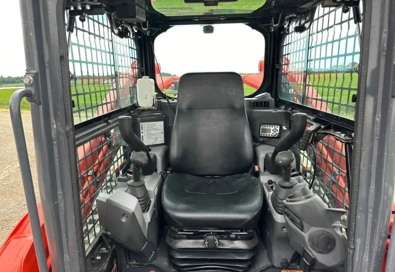 2019 Kubota SVL97-2 photo 54