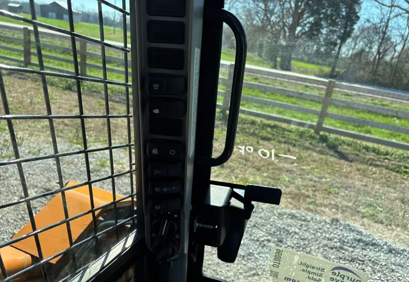 2021 Case SV280B photo 32