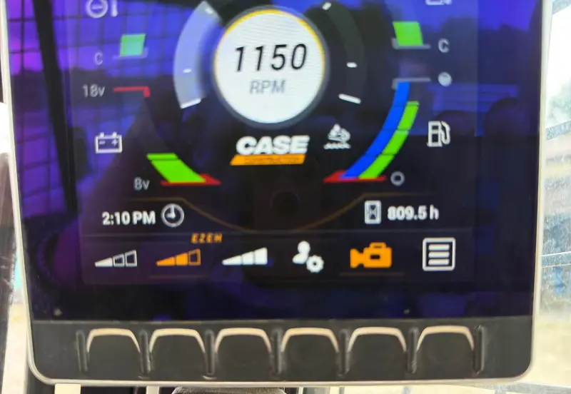 2022 Case SV340B photo 41