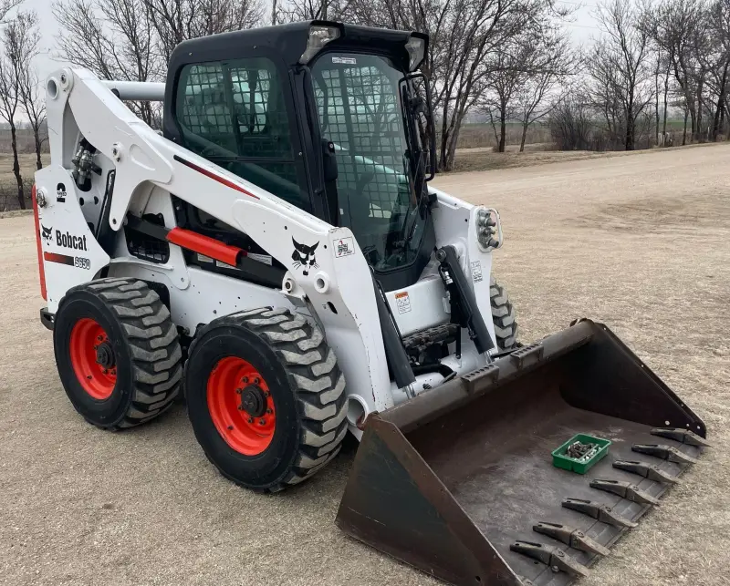 2016 Bobcat S650 photo 3