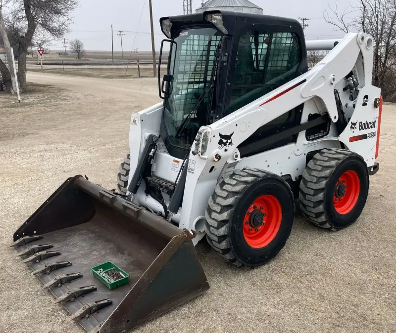 2016 Bobcat S650 photo 1
