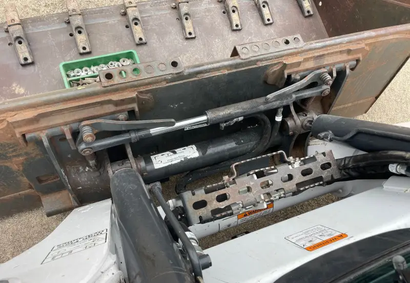 2016 Bobcat S650 photo 23
