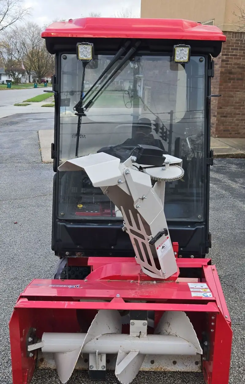 2015 Ventrac 3400Y photo 2