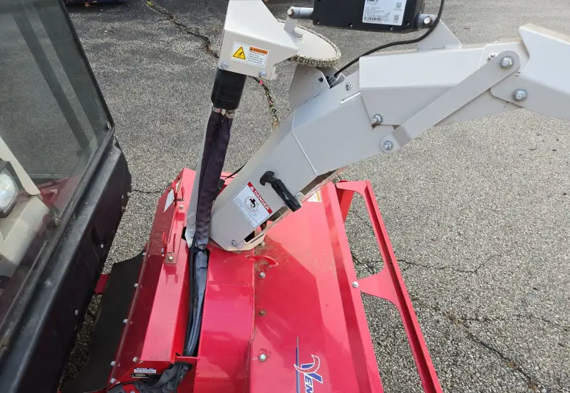 2015 Ventrac 3400Y photo 17
