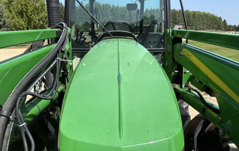 2016 John Deere 5100M MFWD Tractor W/H260 Loader & Bucket photo 31