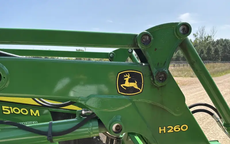 2016 John Deere 5100M MFWD Tractor W/H260 Loader & Bucket photo 27