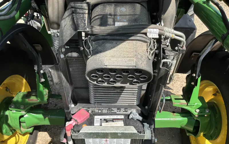 2016 John Deere 5100M MFWD Tractor W/H260 Loader & Bucket photo 53