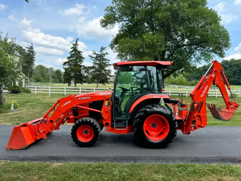2020 Kubota Grand L3560 Limited Edition photo 39