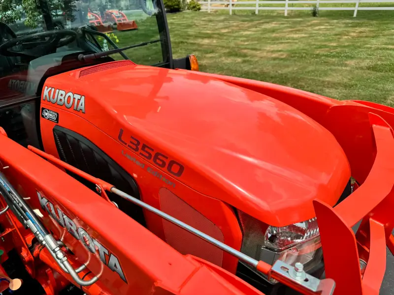 2020 Kubota Grand L3560 Limited Edition photo 16