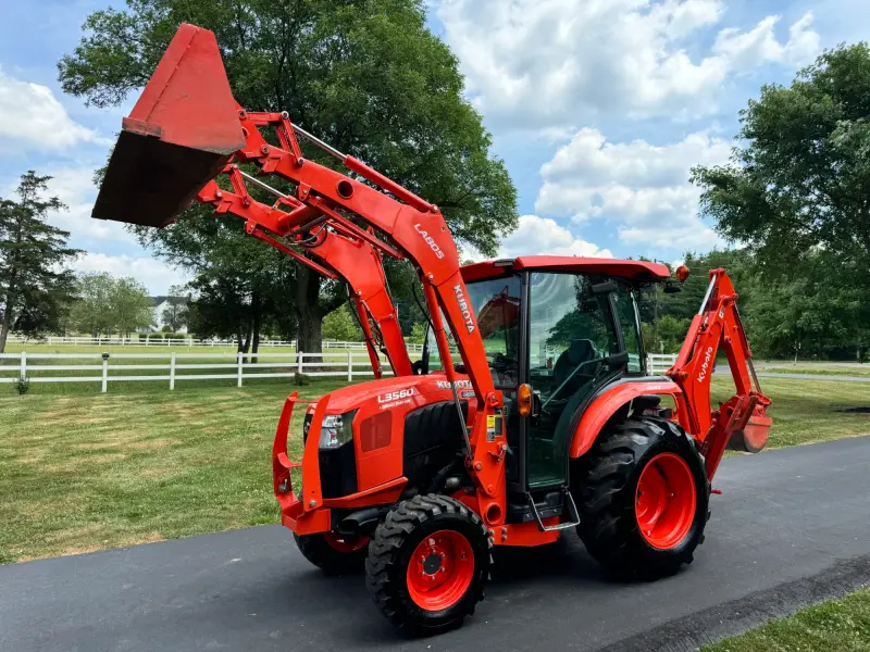 2020 Kubota Grand L3560 Limited Edition photo 5