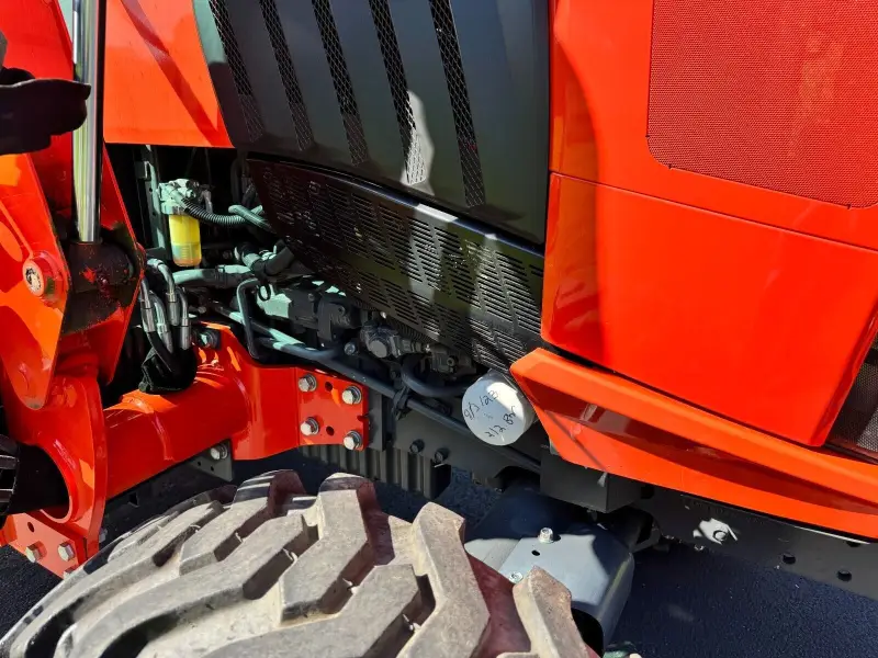 2019 Kubota Grand L4060 Tractor Cab photo 21
