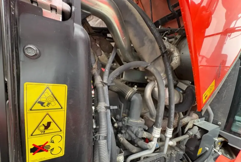 2019 Kubota M6-141 MFWD photo 52