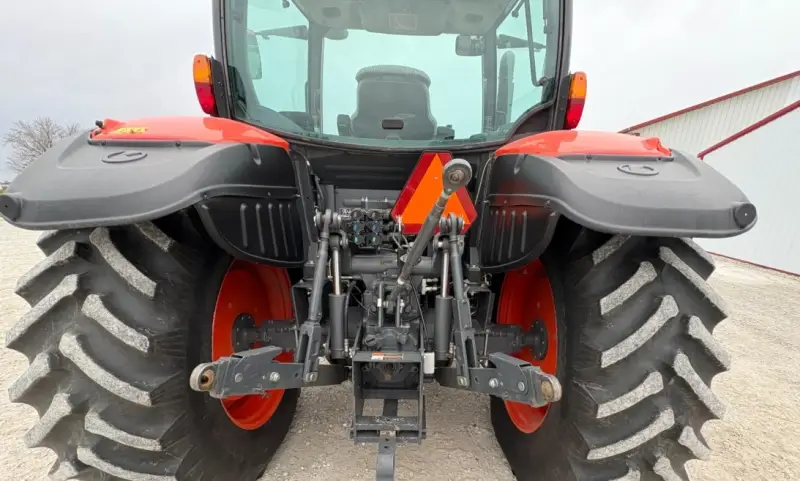 2019 Kubota M6-141 MFWD photo 22