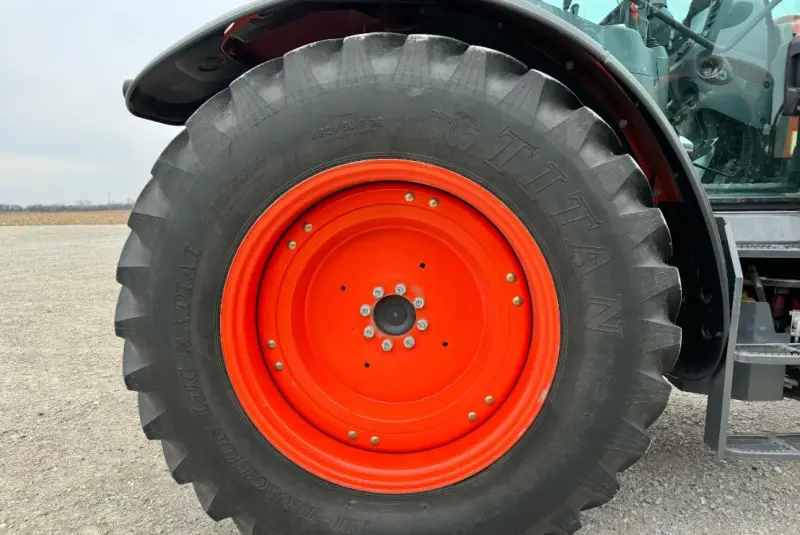 2019 Kubota M6-141 MFWD photo 48