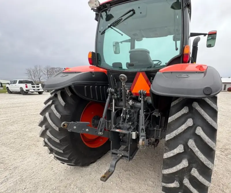 2019 Kubota M6-141 MFWD photo 24