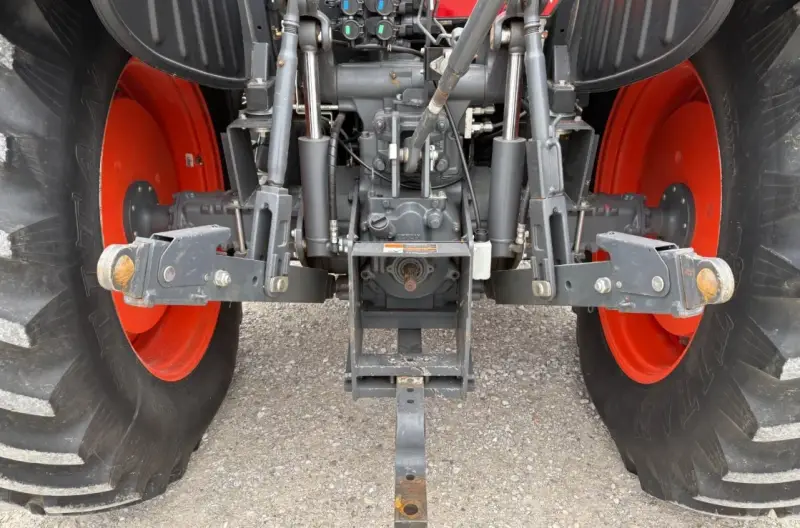 2019 Kubota M6-141 MFWD photo 25
