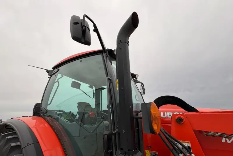 2019 Kubota M6-141 MFWD photo 37
