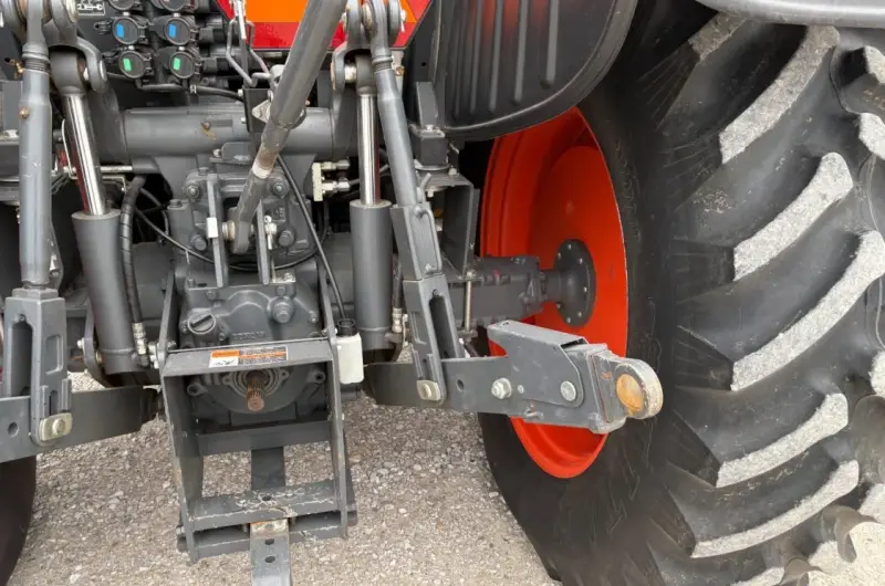 2019 Kubota M6-141 MFWD photo 27