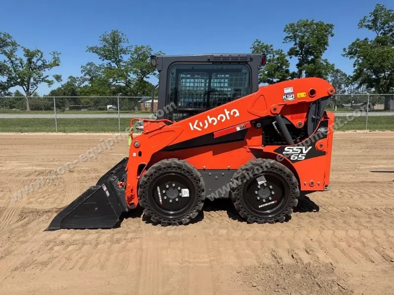 2023 Kubota SSV65