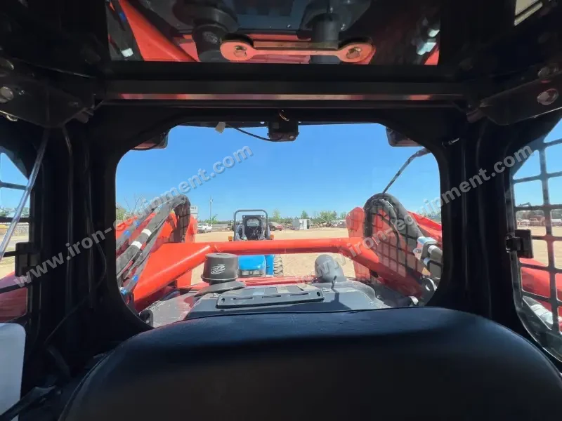 2024 Kubota SVL97-2 photo 36