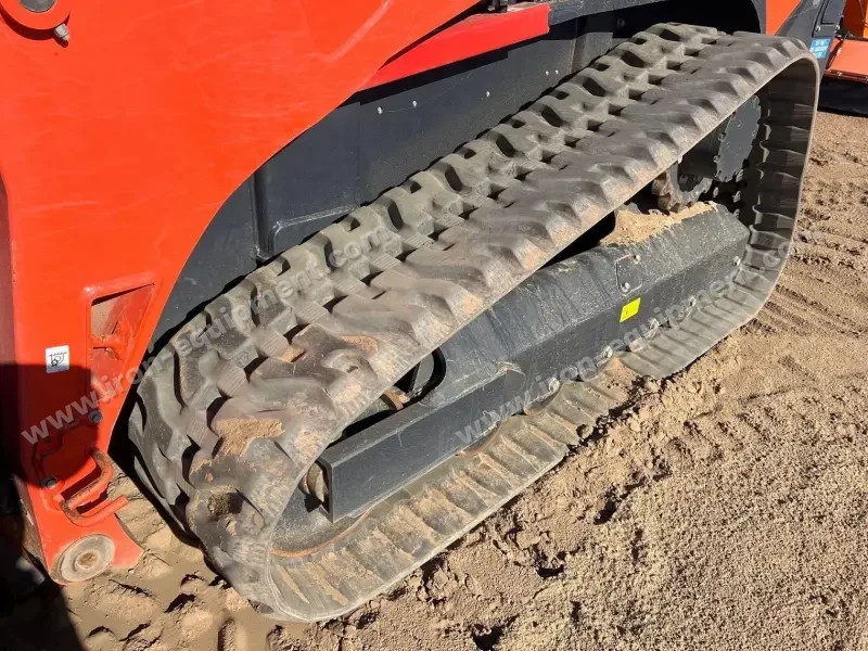 2023 Kubota  SVL97-2 SKID STEER photo 9